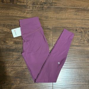 NWT Women’s Lululemon Base Pace Tight 28” Leggings!